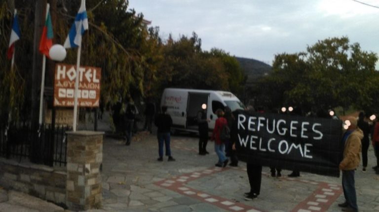 Έκκληση  για βοήθεια απευθύνει το «Στέκι» για τους πρόσφυγες της «‘Άλλης Μεριάς»