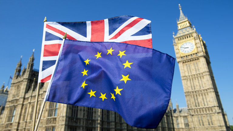 Brexit: Χωρίς νόημα η διαπραγμάτευση αν δεν αλλάξει στάση η ΕΕ, λέει το Λονδίνο