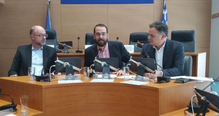 Άμεση αποκατάσταση του ιστορικού θεάτρου«Απόλλων»