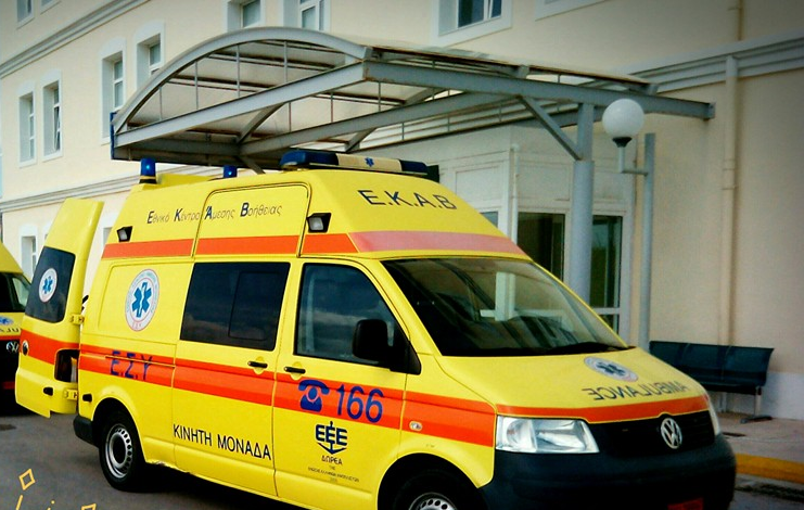 Χίος: 15μηνο βρέφος προσφύγων τραυματίστηκε θανάσιμα από αυτοκίνητο