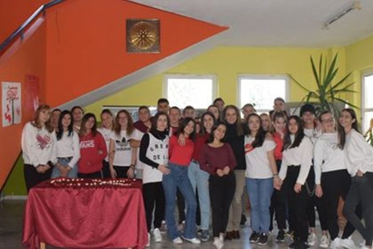 Για το AIDS μίλησαν οι μαθητές του ΕΠΑΛ Τυρνάβου