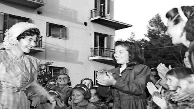 Έρευνα για τις Παιδοπόλεις στην Ελλάδα παρουσιάζεται στου Τσαλαπάτα