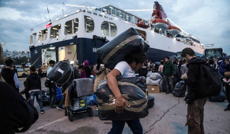 Μέτρα για το μεταναστευτικό-προσφυγικό ανακοινώνει αύριο η κυβέρνηση (video)