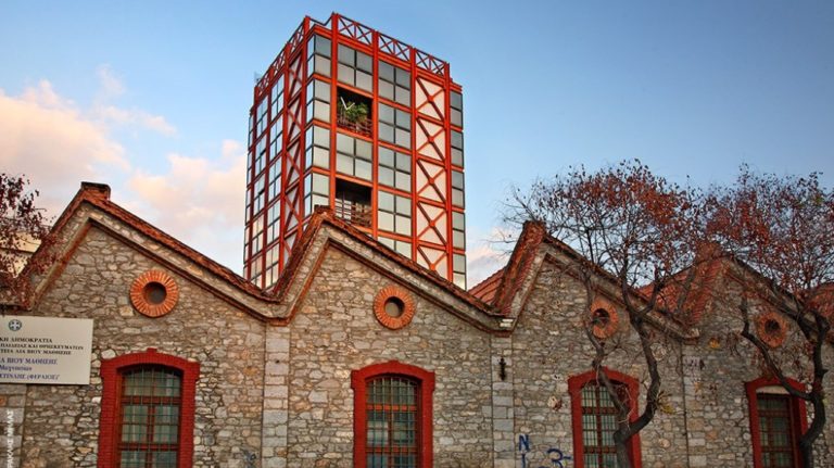 Δεύτερη ημέρα με προβλήματα ηλεκτροδότησης το συγκρότημα Μουρτζούκου