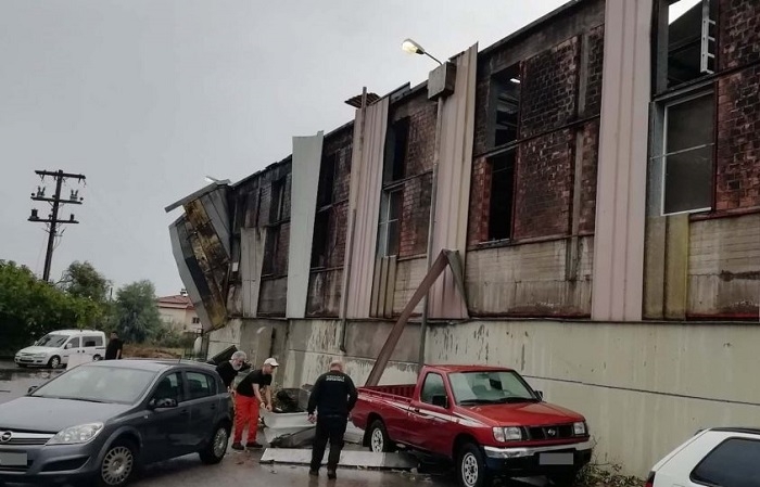 Συγκροτήθηκαν επιτροπές δήλωσης ζημιών από τον “ανεμοστρόβιλο” της 4ης Νοεμβρίου