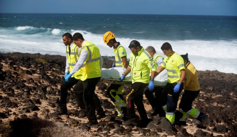 Απολογισμός εννέα νεκρών στο ναυάγιο μεταναστών στην Ισπανία