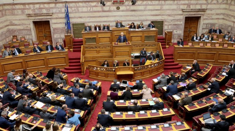 Βουλή: Επεξεργασία προϋπολογισμού-Θ. Σκυλακάκης: Επί των τελευταίων ετών υπήρχε τρομακτική φορολογία στις επιχειρήσεις
