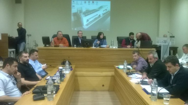 Κοζάνη: Αντίθετο το δημοτικό συμβούλιο για τη μεταφορά υπηρεσιών σε ιδιώτες