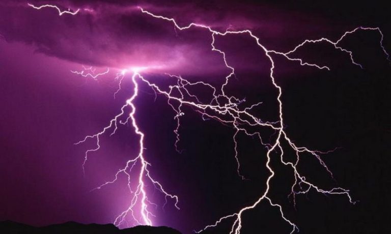 Ορεστιάδα: Κεραυνός σκότωσε 15 πρόβατα σε Κτηνοτροφική Μονάδα στο Μεγάλο Δέρειο Σουφλίου