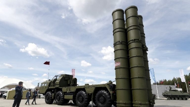Τουρκία-S-400: Σε ετοιμότητα η Ρωσία- Υπενθύμιση για κυρώσεις από ΗΠΑ