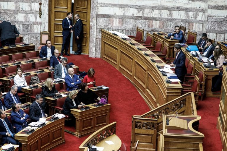 Με ευρεία πλειοψηφία υπερψηφίστηκε το αθλητικό νομοσχέδιο (video)