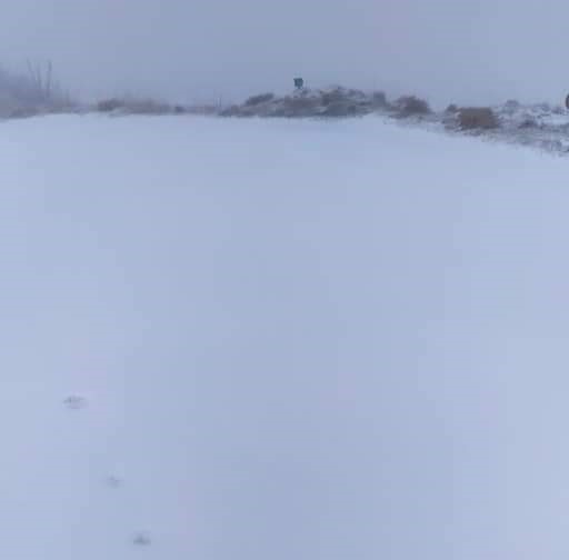 Φλώρινα: Χιόνια στο Βίτσι με χειμερινά ελαστικά η κίνηση