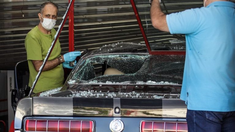 Νέα εισβολή με αυτοκίνητο σε κατάστημα στον Κολωνό