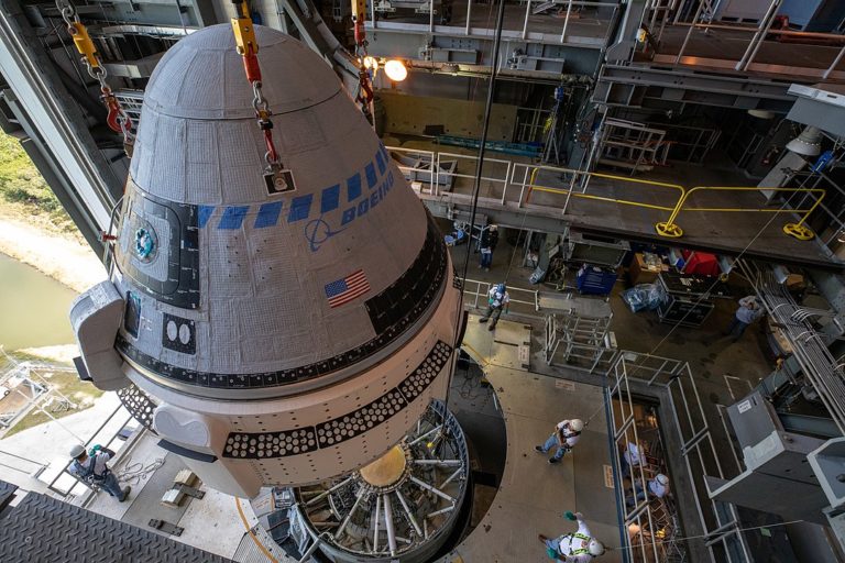 Την πρώτη της κάψουλα για αστροναύτες στέλνει στον Διεθνή Διαστημικό Σταθμό η Boeing 