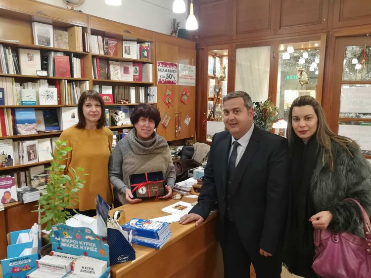 Οι  πιο Χριστουγεννιάτικες βιτρίνες στα Χανιά!