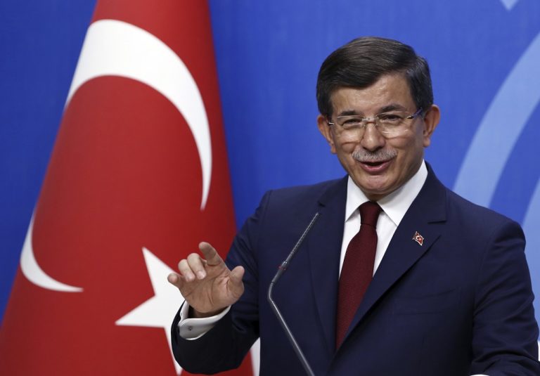 Ιδρύει κόμμα ο Αχμέτ Νταβούτογλου