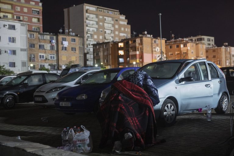 Μετασεισμός 4,4 Ρίχτερ «ξύπνησε» τα Τίρανα τα ξημερώματα (video)