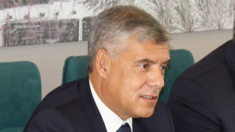Κατασκευάζονται οι αγωγοί και τα δίκτυα αποχέτευσης Ν. Αγχιάλου