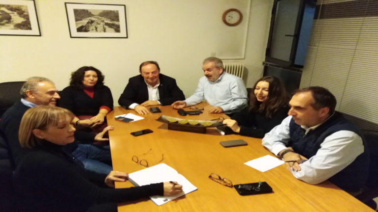 Εκπαιδευόμενοι και εκπαιδευτές – δημοσιογράφοι στο πρόγραμμα «Πόλη που μαθαίνει»