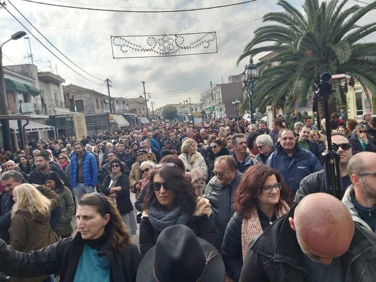 Πλήθος κόσμου στη συγκέντρωση της Καλλονής