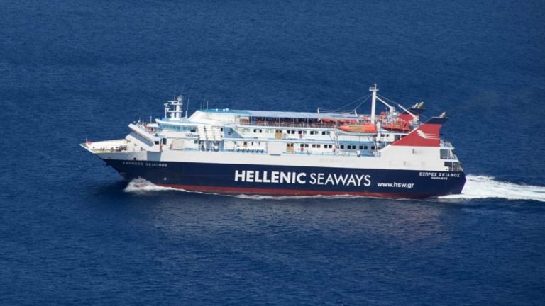 Το «Εξπρές Σκιάθος» έχασε τη δεξιά του άγκυρα