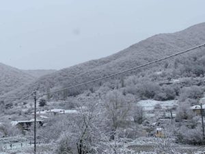 Κομοτηνή: Στα λευκά η ορεινή Ροδόπη