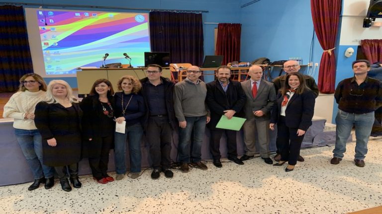 Ανάγκη συνεργασίας οικογένειας και σχολείου για την πρόοδο του μαθητή