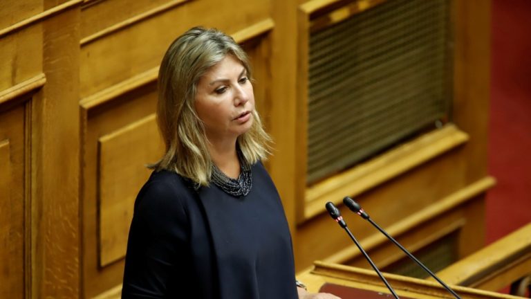 Με θέσπιση διατάξεων απαντάει το υπουργείο στο αίτημα της ρύθμισης οφειλών ελευθέρων επαγγελματιών