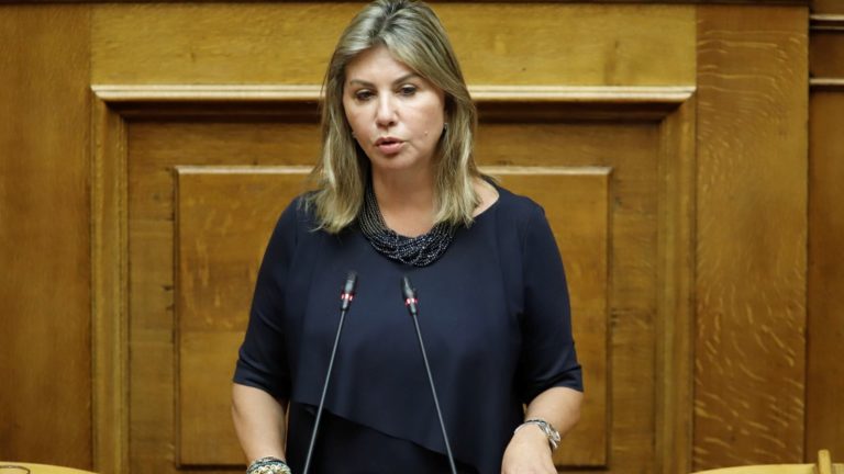Να δοθεί το κοινωνικό μέρισμα στα άτομα με κινητική αναπηρία ζητάει η Ζέττα Μακρή