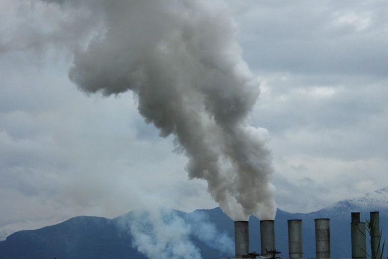 Καλαμάτα: Εντατικοποίηση των ελέγχων για τη ρύπανση που προκαλούν μονάδες ελαιοπαραγωγής