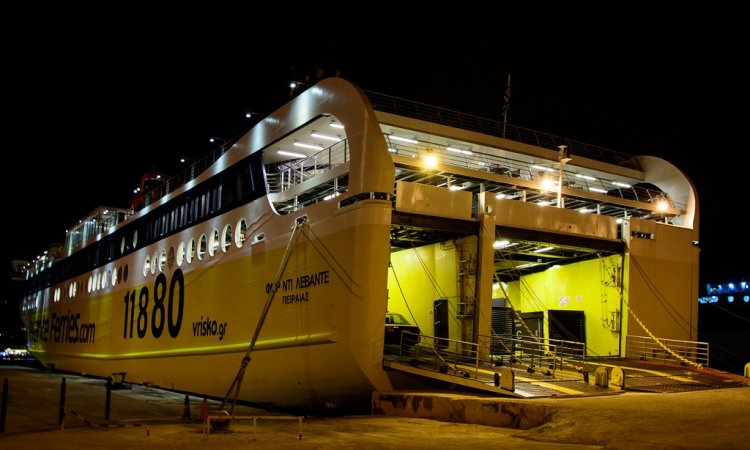Λιμάνι Κυλλήνης: Στη θάλασσα αυτοκίνητο λόγω ξαφνικής νεροποντής