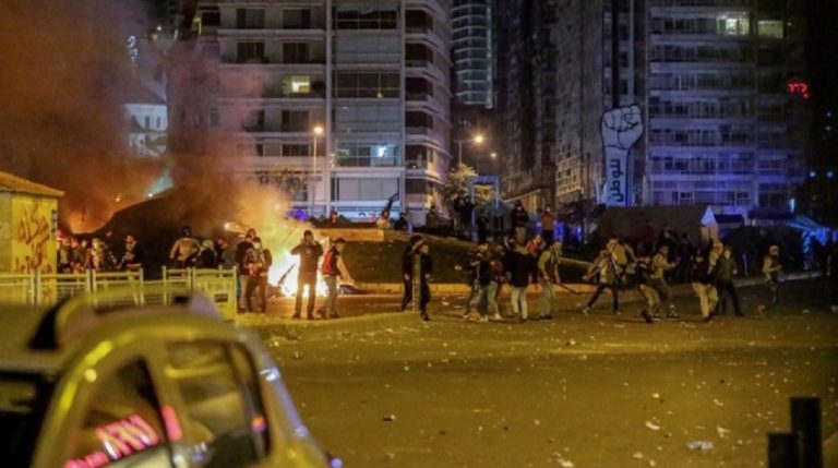 Βηρυττός: Σφοδρές συγκρούσεις μεταξύ υποστηρικτών της Χεζμπολάχ και του κινήματος Αμάλ με την Αστυνομία