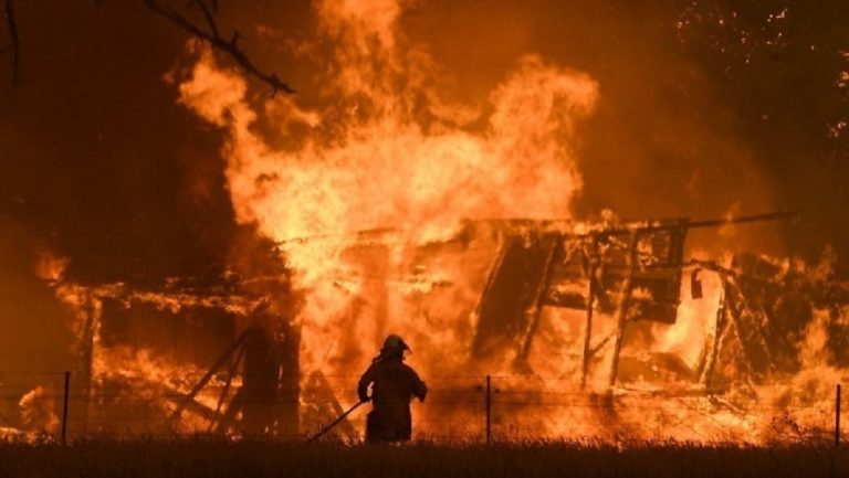 Φόβοι για περισσότερους νεκρούς στην Αυστραλία-Ακυρώνονται πρωτοχρονιάτικες εκδηλώσεις