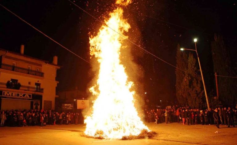 Αναβίωση εθίμου των Κλαδαριών στη Σιάτιστα