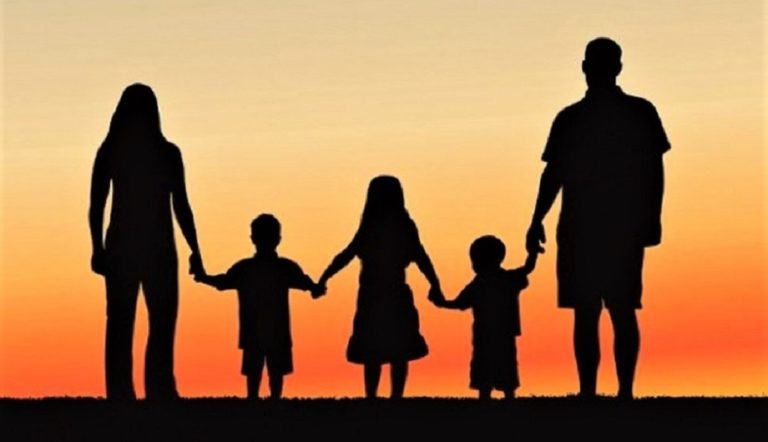 Αλεξανδρούπολη: Από αύριο η καταβολή του επιδόματος τρίτου παιδιού από την Μητρόπολη