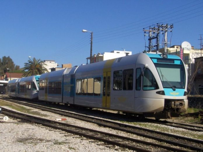 Τρένο από την Φλώρινα προς Θεσσαλονίκη έπεσε σε βράχια – Κανένας τραυματισμός