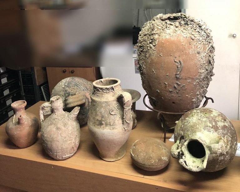 Συνελήφθη με αμφορείς και αγγεία από τον 4ο αιώνα π.Χ.