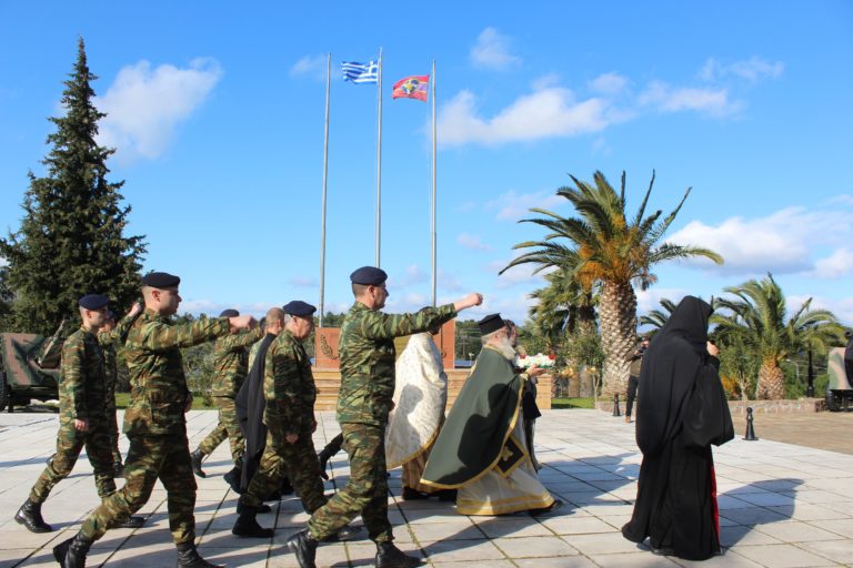 Στο ναό του σταρτοπέδου Μαυρομιχάλη από σήμερα Αποτμήμα του Ιερού Λειψάνου της Αγίας Βαρβάρας