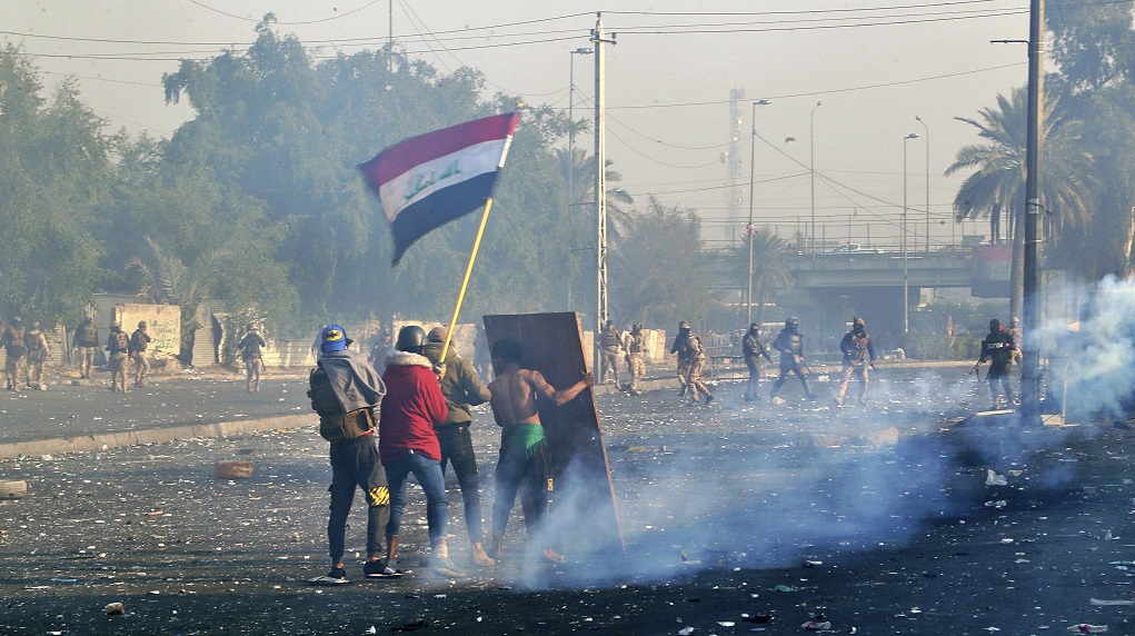 Ιράκ: Νεκροί και τραυματίες σε συγκρούσεις διαδηλωτών – αστυνομίας