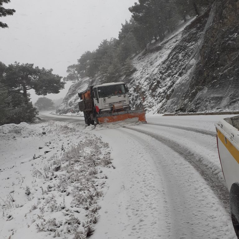 Στο μέτωπο του χιονιά ο δήμος Μυτιλήνης