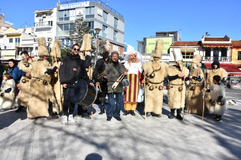 Κομοτηνή: Ξόρκισαν το κακό οι Μωμόγεροι του Θρυλορίου