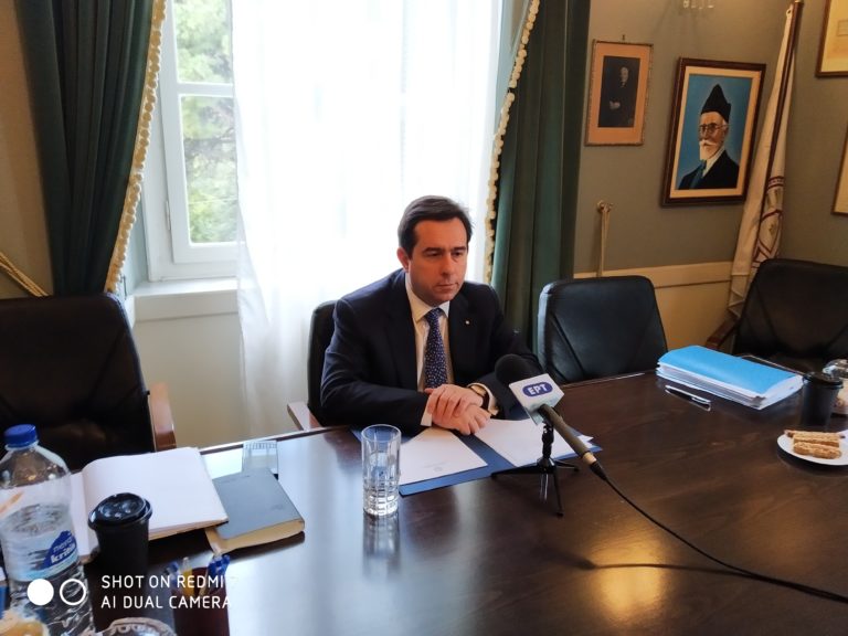 Δήλωση Νότη Μηταράκη από τη Σάμο για το μεταναστευτικό προσφυγικό