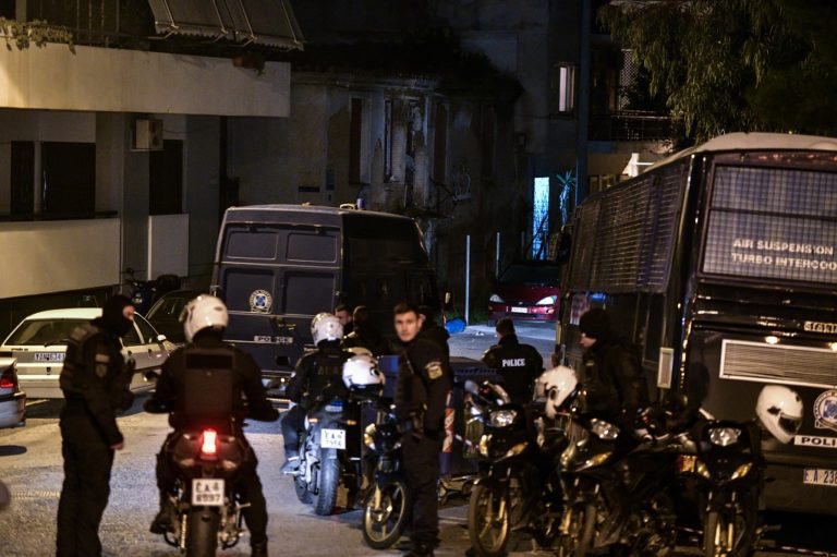 Σε κακούργημα θέλει η Ένωση Αστυνομικών να μετατραπούν οι κατηγορίες των 20 στο Κουκάκι