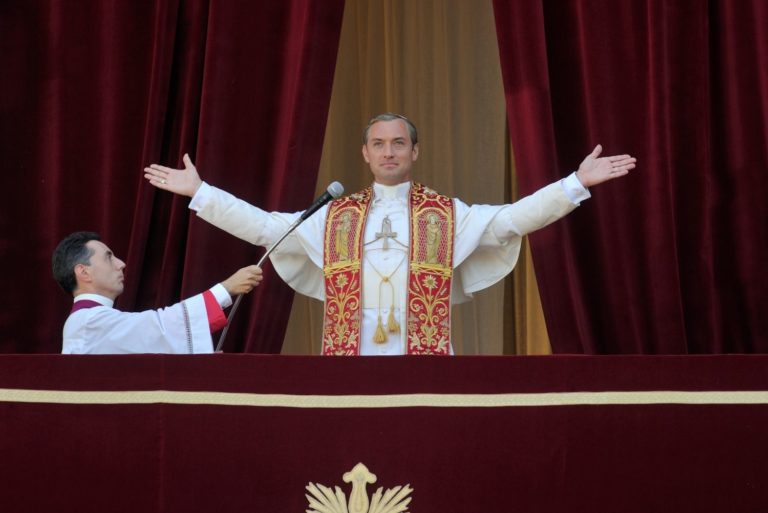 «The Young Pope» – Πρεμιέρα νέας σειράς στην ΕΡΤ1