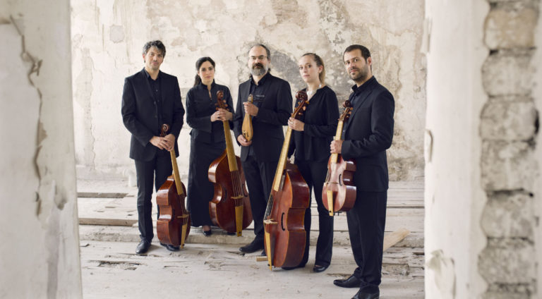 Σωκράτης Σινόπουλος & L’ Achéron: “Lachrimæ Lyræ – Eπτά δάκρυα” στο Μέγαρο Μουσικής
