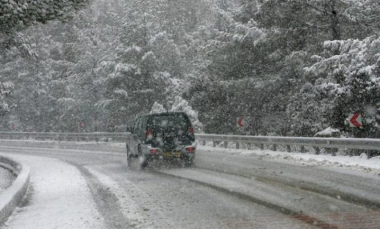 Ολισθηροί δρόμοι στις ορεινές περιοχές  Δήμου Σφακίων λόγω παγετού (audio)