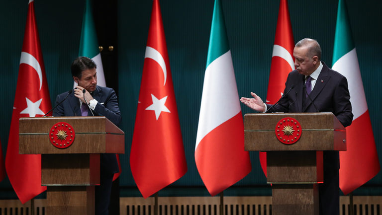 Τουρκία και Ιταλία ζητούν μόνιμη κατάπαυση του πυρός στη Λιβύη