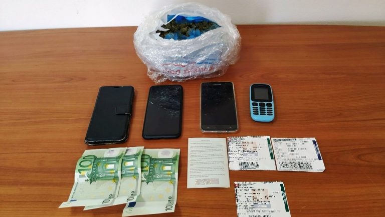 Ήρθαν με το πλοίο κουβαλώντας κάνναβη
