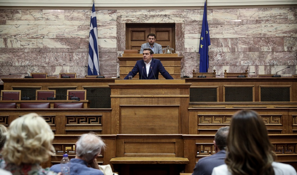 Συνεδρίαση της ΚΟ του ΣΥΡΙΖΑ-Επίθεση Τσίπρα κατά της κυβέρνησης (video)