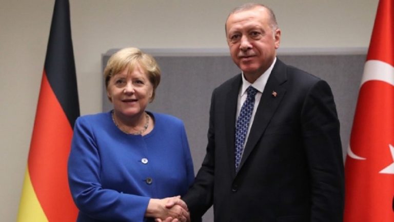 Τηλεδιάσκεψη Μέρκελ – Ερντογάν: «Νέα σελίδα» στις σχέσεις με ΕΕ ζητά ο Τούρκος Πρόεδρος
